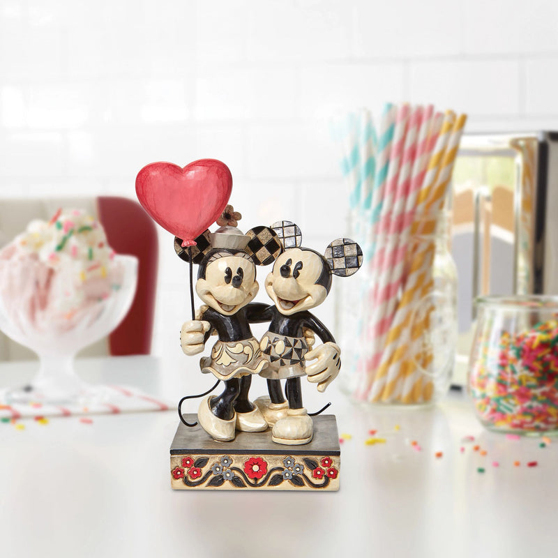 Figurine Mickey et Minnie Coeur - Disney Traditions