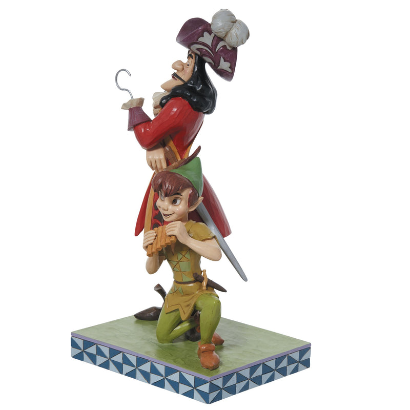 Figurine Peter Pan et Capitaine Crochet Héros VS Méchant - Disney Traditions