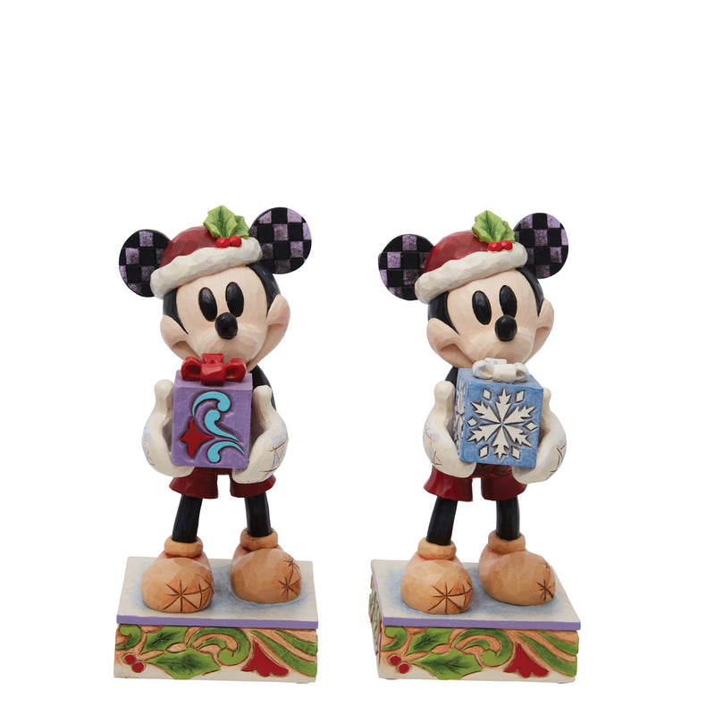 Figurine Mickey tenant un cadeau - Disney Traditions